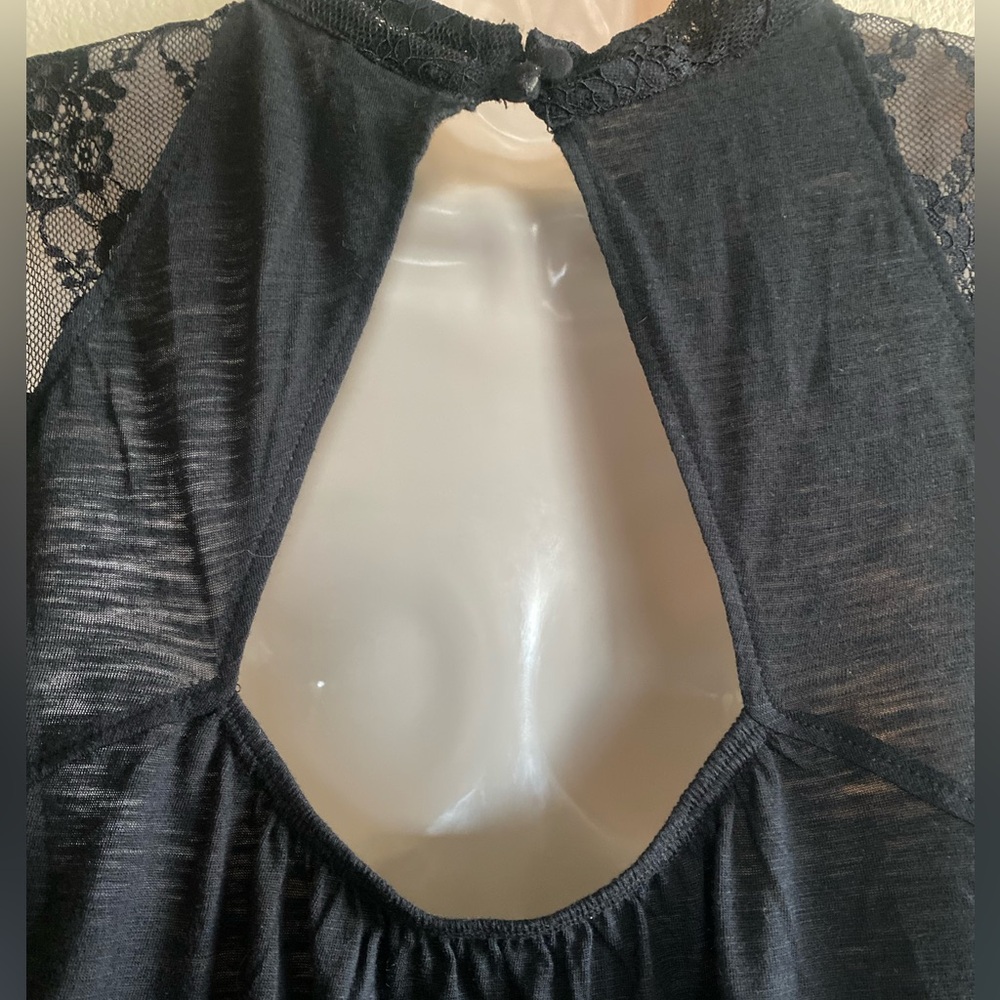 NWOT Disney’s Nightmare Before Christmas black lace hi-lo top - Picture 6 of 11